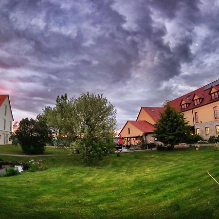 Hotel Und Restaurant Rittergut Kreipitzsch Наумбург Екстер'єр фото